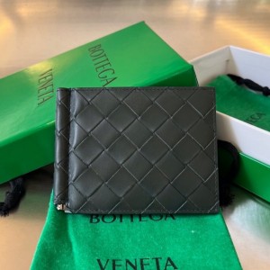 보테가베네타 인트레치아토 클립형 지갑 (내부하늘색)