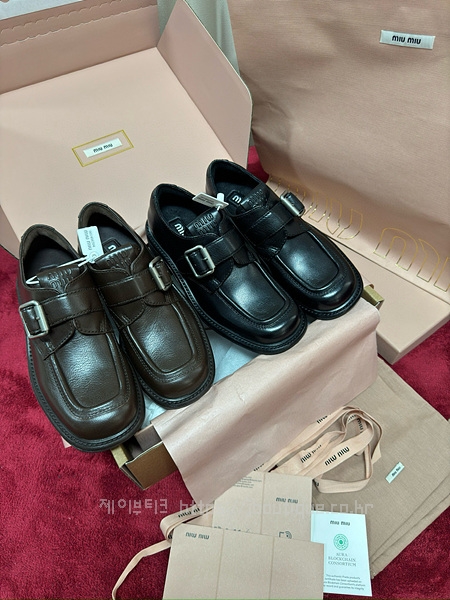 미우미우 LEATHER BROGUES (2color)